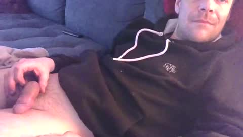 German33FFM1 online show from 2, 3, 2025