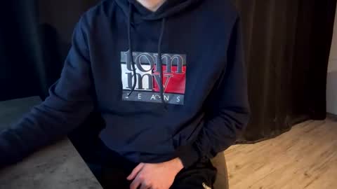 Snapshot of germanboy91565 chatting on 15, 12, 2025 germanboy91565 online show from 15, 12, 2025