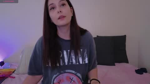 Nadine online show from 4, 4, 2026