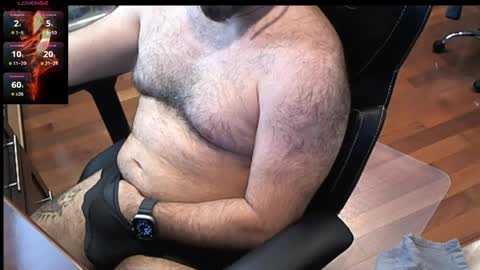 Snapshot of geronimo_431 chatting on 18, 5, 2026 Daddy Jokes online show from 18, 5, 2026