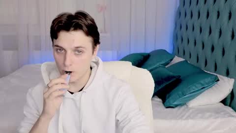 Alex online show from 12, 10, 2025