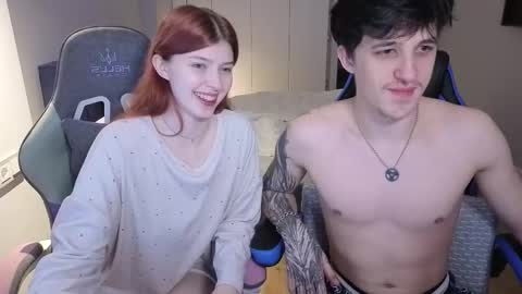 Ester and Ri online show from 15, 10, 2025