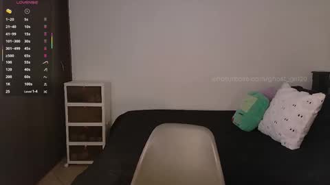 Im Jenn Next stream Monday - start -5 GMT online show from 13, 10, 2025