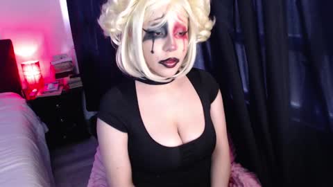 Annie   Im going to be offline from 29nov to 3dec online show from 1, 10, 2025