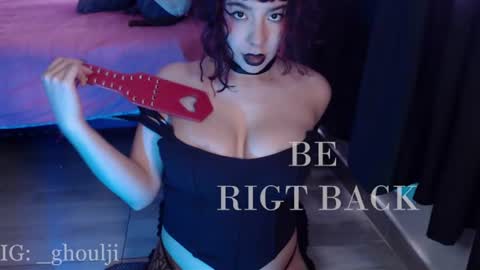 Annie   Im going to be offline from 29nov to 3dec online show from 14, 6, 2026