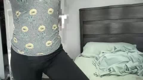 The Queen of Squirt online show from 25, 2, 2025