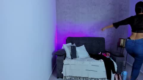 Gia online show from 11, 9, 2025