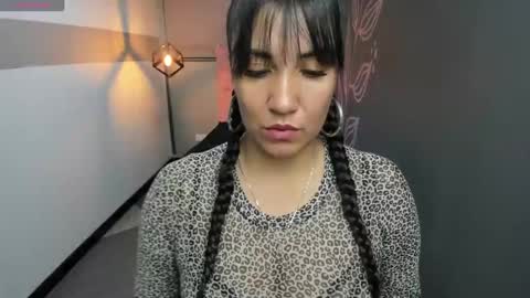 Snapshot of giafox_ chatting on 20, 12, 2024 G I A FOX online show from 20, 12, 2024