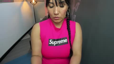 Snapshot of giafox_ chatting on 23, 12, 2024 G I A FOX online show from 23, 12, 2024