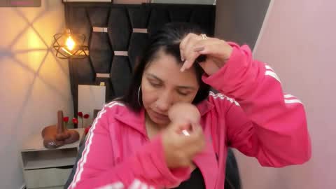 Snapshot of giafox_ chatting on 23, 9, 2025 G I A FOX online show from 23, 9, 2025
