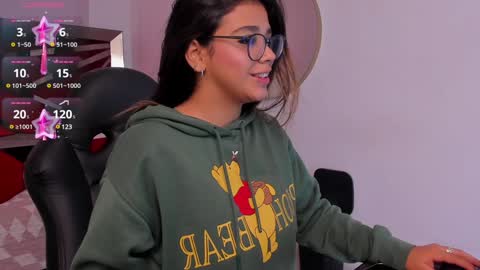 Gia  online show from 4, 1, 2025