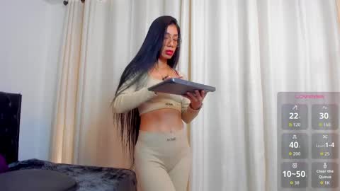 Snapshot of giana_gill chatting on 30, 4, 2026 Giana online show from 30, 4, 2026