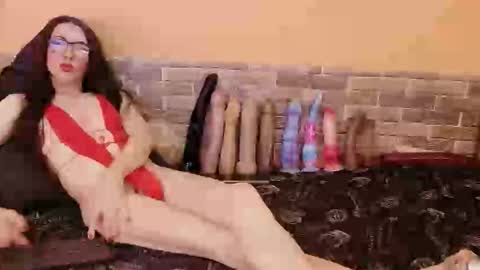 Snapshot of gianina_cd chatting on 8, 11, 2025 Gianina online show from 8, 11, 2025