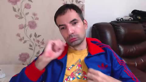 Snapshot of gianni_lion chatting on 9, 11, 2025 Gianni online show from 9, 11, 2025