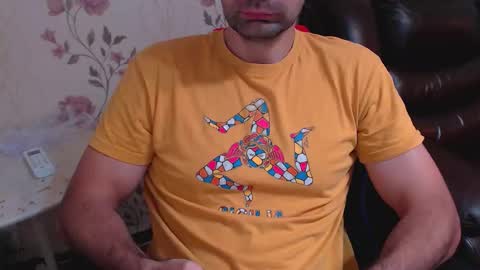 Snapshot of gianni_lion chatting on 10, 11, 2025 Gianni online show from 10, 11, 2025