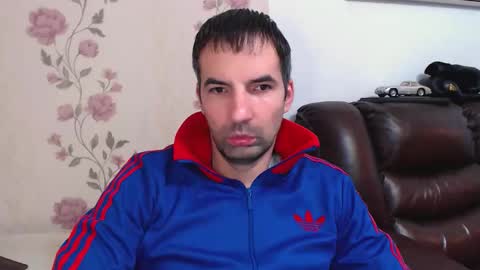 Snapshot of gianni_lion chatting on 24, 11, 2025 Gianni online show from 24, 11, 2025