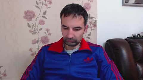 Snapshot of gianni_lion chatting on 3, 12, 2025 Gianni online show from 3, 12, 2025