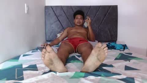 Snapshot of giant_feet chatting on 21, 7, 2026 BOSS online show from 21, 7, 2026