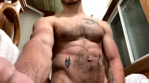 Snapshot of giantrodd chatting on 13, 1, 2025 giantrodd online show from 13, 1, 2025