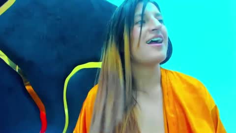 GiaRoussel online show from 26, 2, 2025