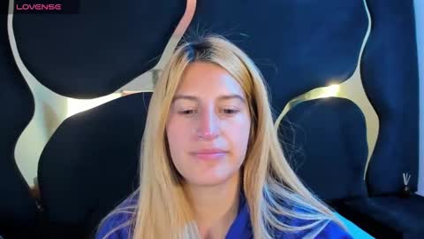 GiaRoussel online show from 15, 2, 2026