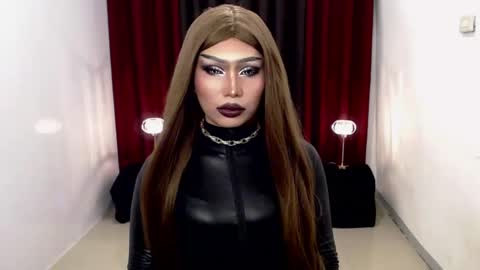 Snapshot of giaxxx01 chatting on 11, 12, 2024 Gia X online show from 11, 12, 2024