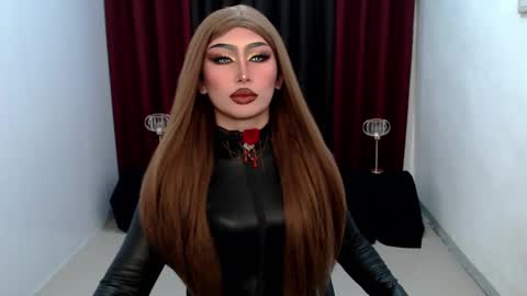 Snapshot of giaxxx01 chatting on 19, 2, 2025 Gia X online show from 19, 2, 2025