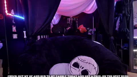 Giggles online show from 21, 9, 2025