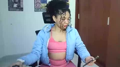 GIGI STCOTT online show from 22, 12, 2025