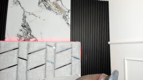 Gigi Doll online show from 5, 11, 2025