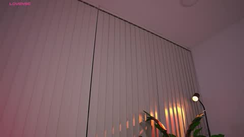 GIGI online show from 11, 9, 2025