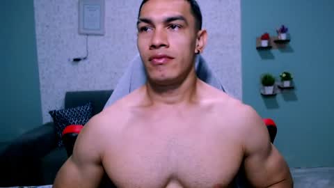 GILBERT online show from 18, 1, 2025