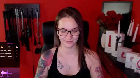 Snapshot of gina_hotlick chatting on 1, 2, 2025 gina_hotlick online show from 1, 2, 2025