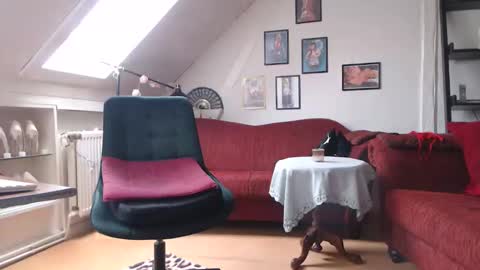 Gina online show from 12, 2, 2025