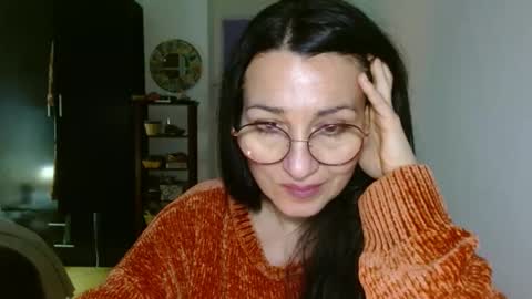 Snapshot of ginaoneon chatting on 2, 1, 2025 GinaONeon online show from 2, 1, 2025