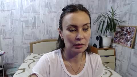 ginaxsoulah   online show from 9, 10, 2025