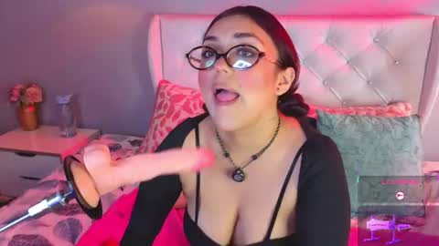 Snapshot of ginger_honeyy chatting on 16, 7, 2026 Chloe online show from 16, 7, 2026