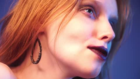        im expecting 350 thumbs up on my altar   online show from 7, 1, 2025