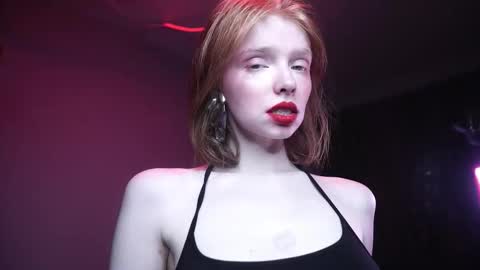        im expecting 350 thumbs up on my altar   online show from 7, 11, 2025