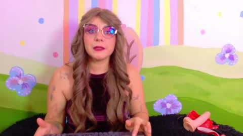 Ginger online show from 25, 4, 2026