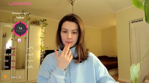 Snapshot of gingerbread__house chatting on 20, 12, 2025 Vasilisa online show from 20, 12, 2025
