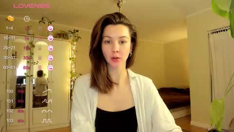 Snapshot of gingerbread__house chatting on 21, 12, 2025 Vasilisa online show from 21, 12, 2025