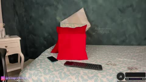Snapshot of gingermoon_ chatting on 11, 5, 2026 Ginger online show from 11, 5, 2026