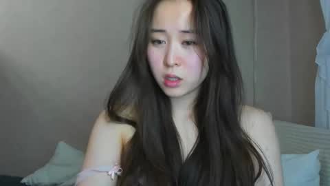 Snapshot of ginnycherry chatting on 25, 11, 2025 Ginny online show from 25, 11, 2025