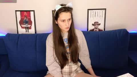 Ginnyg  online show from 23, 12, 2024