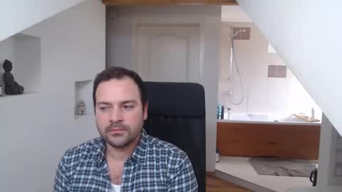 Snapshot of gintonik89 chatting on 25, 2, 2025 gintonik89 online show from 25, 2, 2025