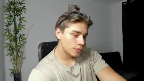 Snapshot of gio_russo chatting on 9, 2, 2025 GioRusso online show from 9, 2, 2025