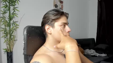 Snapshot of gio_russo chatting on 19, 2, 2025 GioRusso online show from 19, 2, 2025