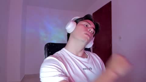 Snapshot of gio_russo chatting on 26, 9, 2025 GioRusso online show from 26, 9, 2025