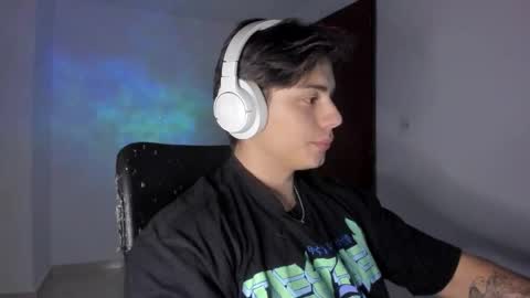 Snapshot of gio_russo chatting on 28, 9, 2025 GioRusso online show from 28, 9, 2025